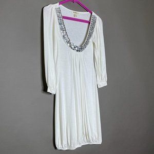 Yuka White Tunic Stretch Bling‎ Around Neck Size Small